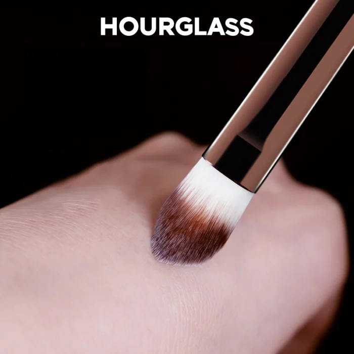 Hourglass Makeup Brush- No.8 Large Concealer Brush Soft Fiber Hair Cover up Flaws Fashion Design Single Face Brush - Image 2